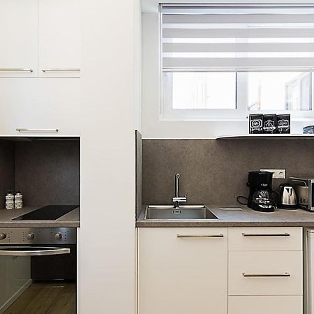 Brand New Flat For 4 Ppl Next To Syntagma Sq. Apartment Athena Bagian luar foto