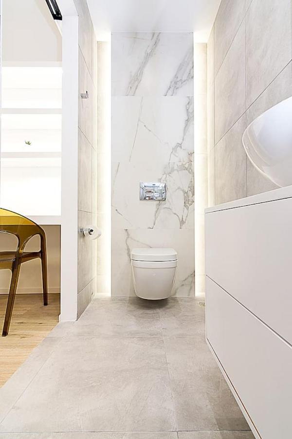 Brand New Flat For 4 Ppl Next To Syntagma Sq. Apartment Athena Bagian luar foto