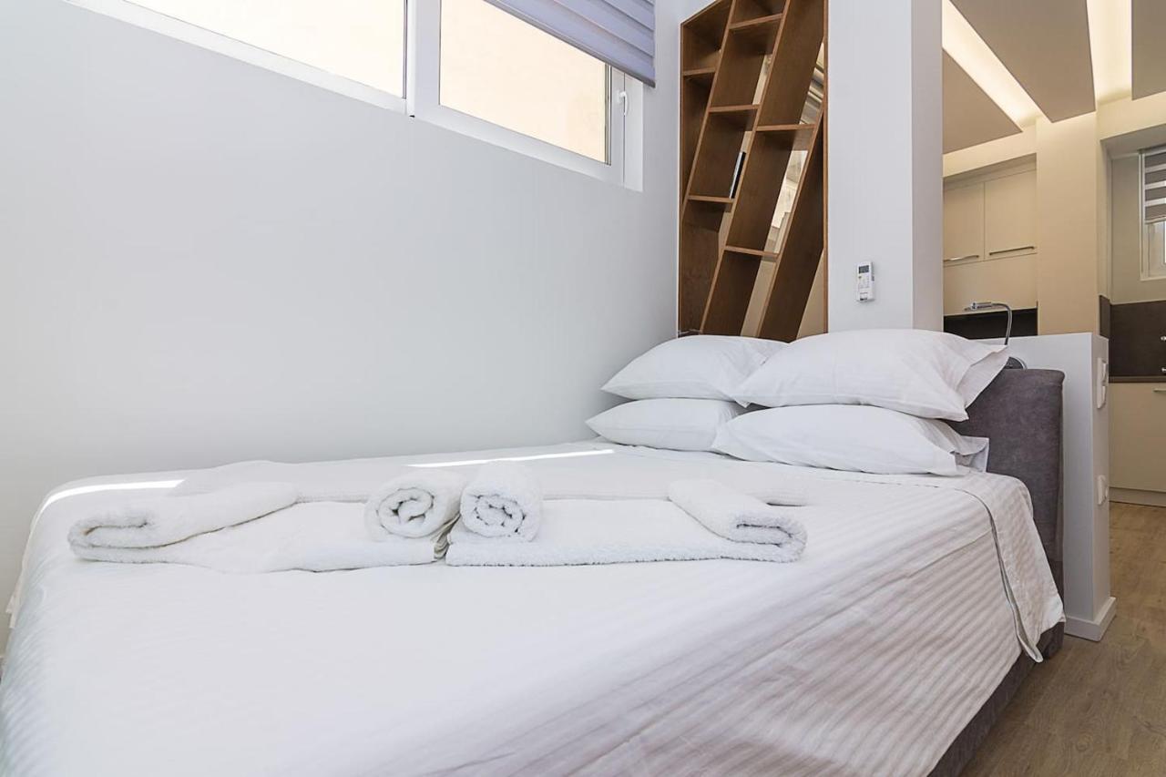 Brand New Flat For 4 Ppl Next To Syntagma Sq. Apartment Athena Bagian luar foto
