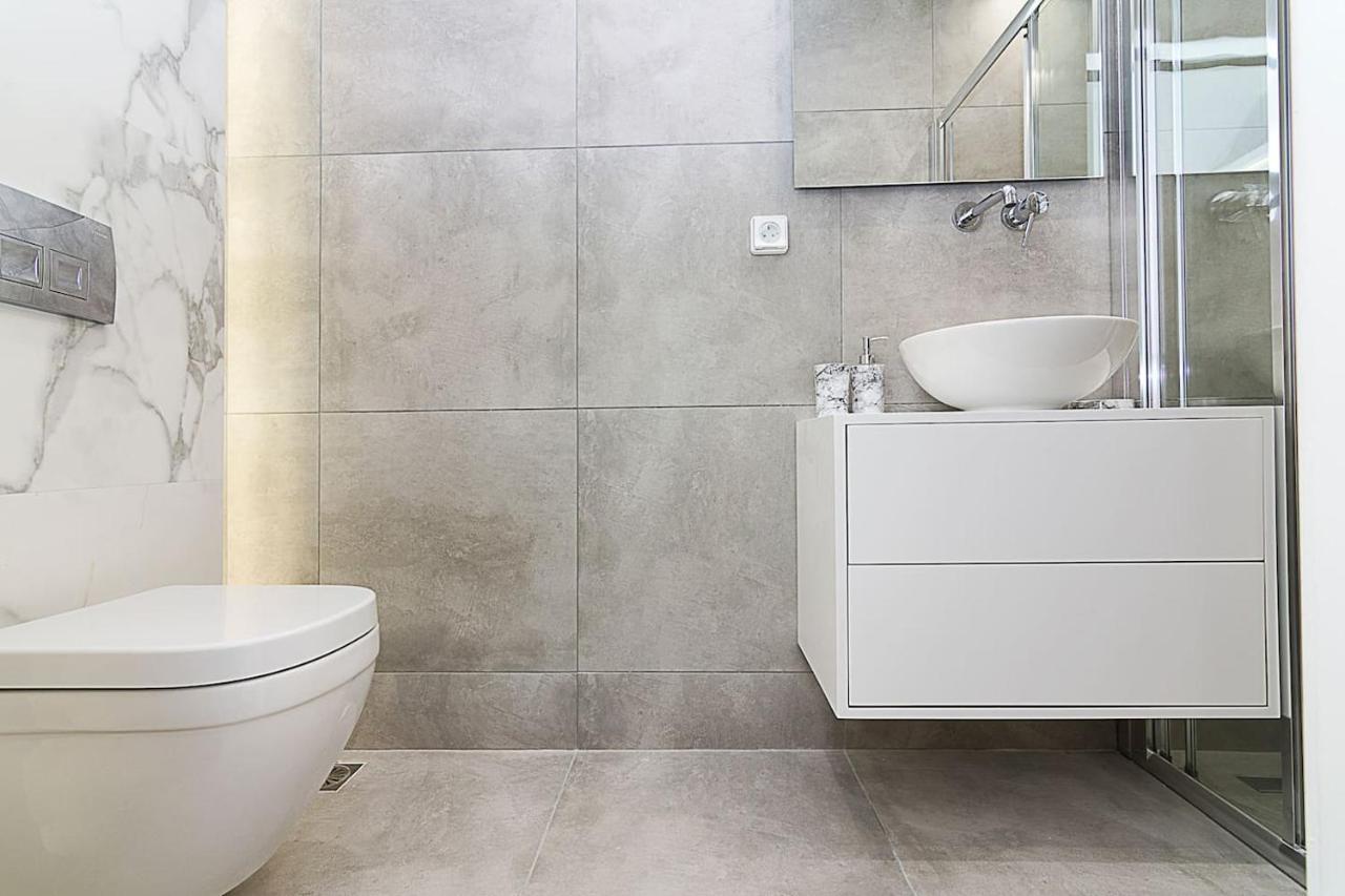 Brand New Flat For 4 Ppl Next To Syntagma Sq. Apartment Athena Bagian luar foto