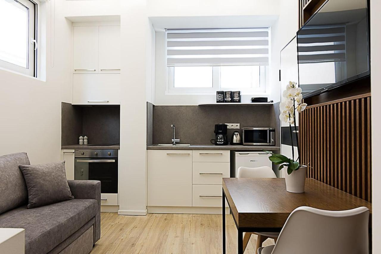 Brand New Flat For 4 Ppl Next To Syntagma Sq. Apartment Athena Bagian luar foto